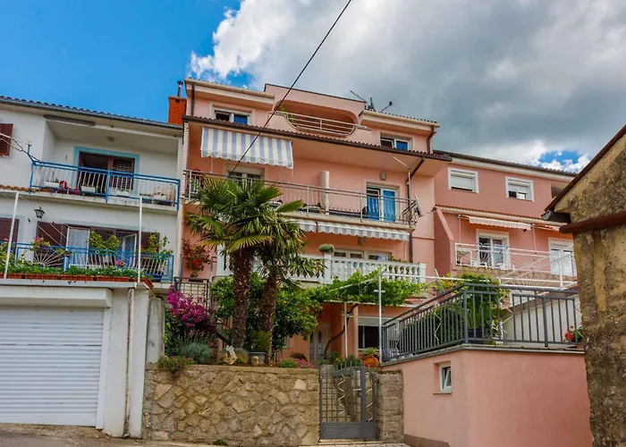 Apartment In 14108 Crikvenica