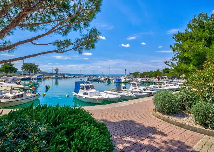 Apartment In 14108 Crikvenica